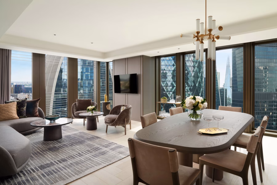 Image shows a suite at Pan Pacific London
